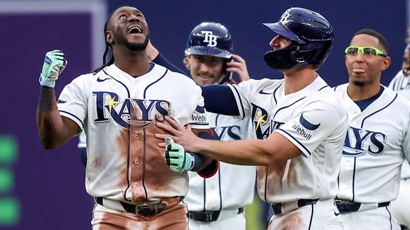 MLB: Padres 4, Rays 5 (11)