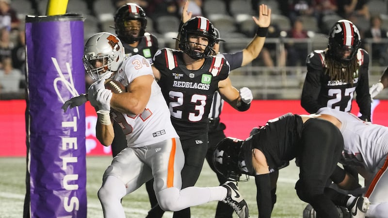 Horvath's four touchdowns leads the Lions past the winless Redblacks