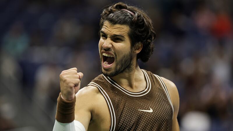 Alcaraz recovers after dropping first set to reach third round at US Open