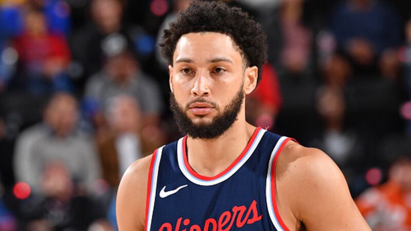 Simmons joining Kings on one-year deal after sitting out last season