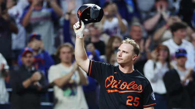 Pete Alonso gets a standing ovation in his return vs. Mets