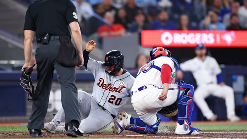 MLB: Tigers 10, Blue Jays 1