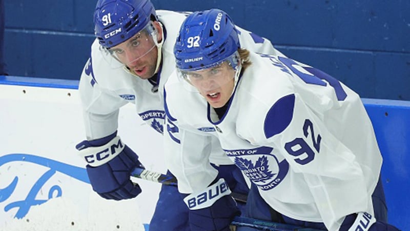 Hayes: ‘I think it’s the right play’ for McKenna to play with Tavares, Nylander