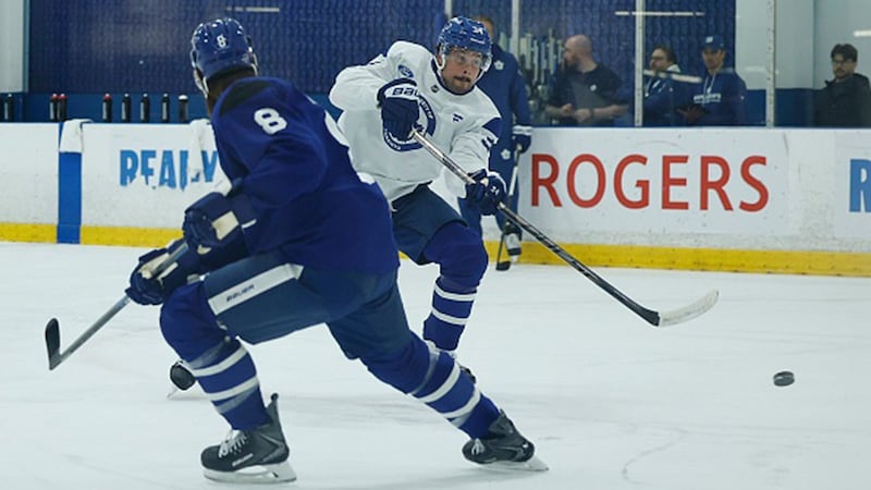 Matthews, Roslovic get warning from Tkachuk as they rekindle 'Superman' synergy with Leafs