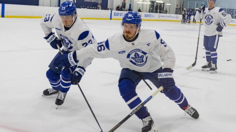 Hiller looking for more from Matthews line; Roslovic felt some rust in first Leafs game