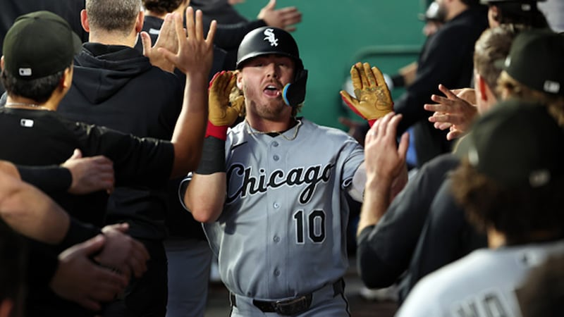 MLB: White Sox 14, Royals 11