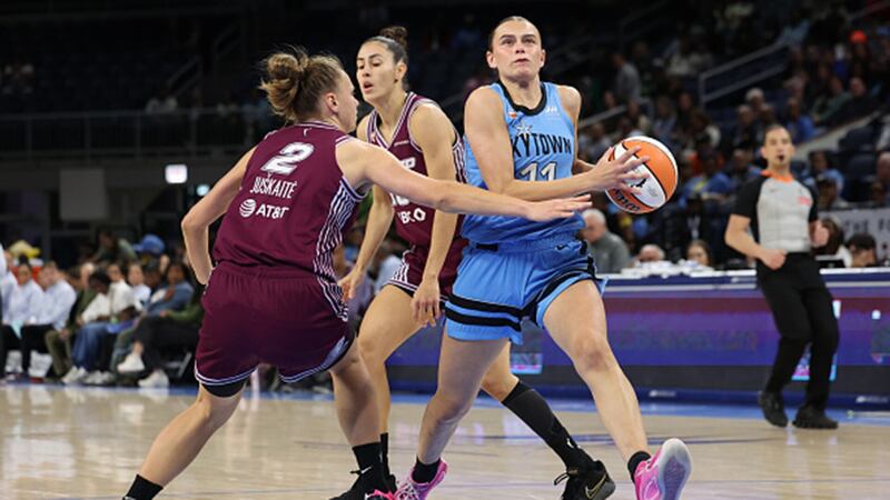 WNBA: Tempo 85, Sky 97