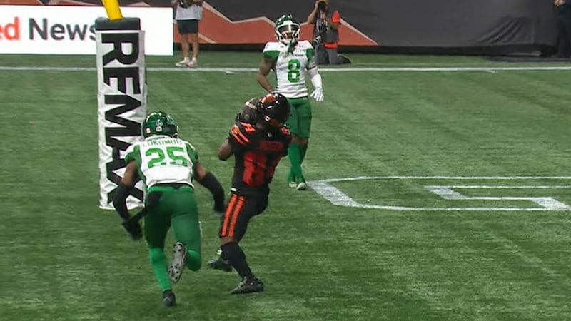 Rourke hooks up with Jackson on an 11-yard major as the Lions pull away late