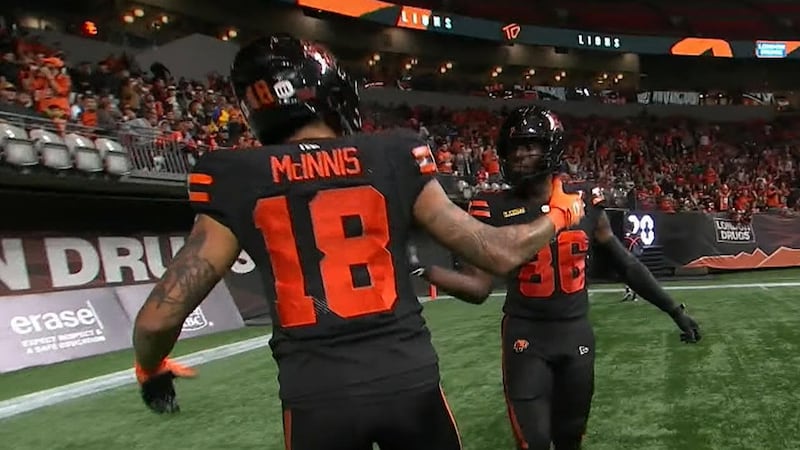 Rourke fires a laser to Cottoy for a 10-yard TD as the Lions extend their lead