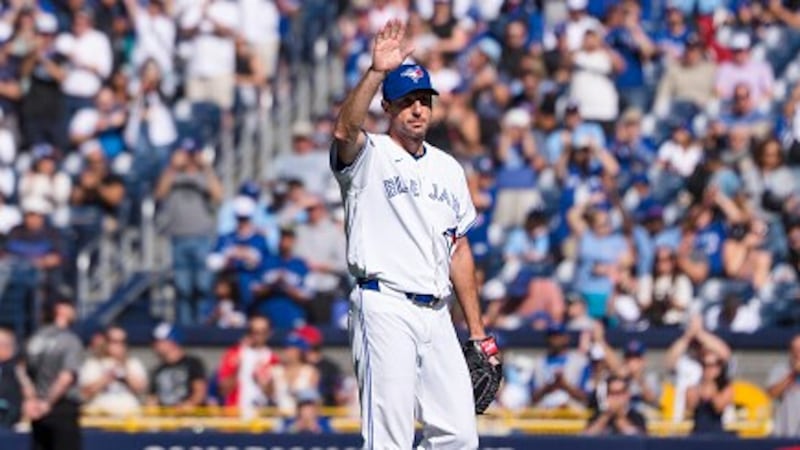 MLB: Reds 1, Blue Jays 5