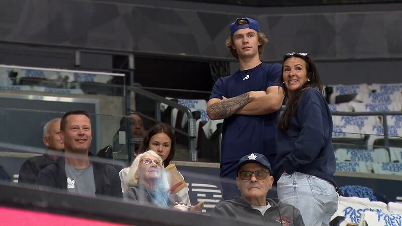 Leafs Ice Chips: McKenna shows 'swag' by skipping optional skate