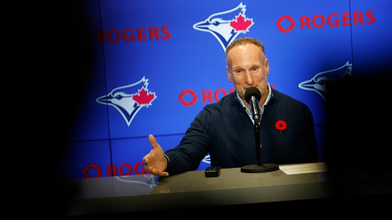 Shapiro, Atkins reflect on 'strange year' for Blue Jays: 'Some dark, tough nights'