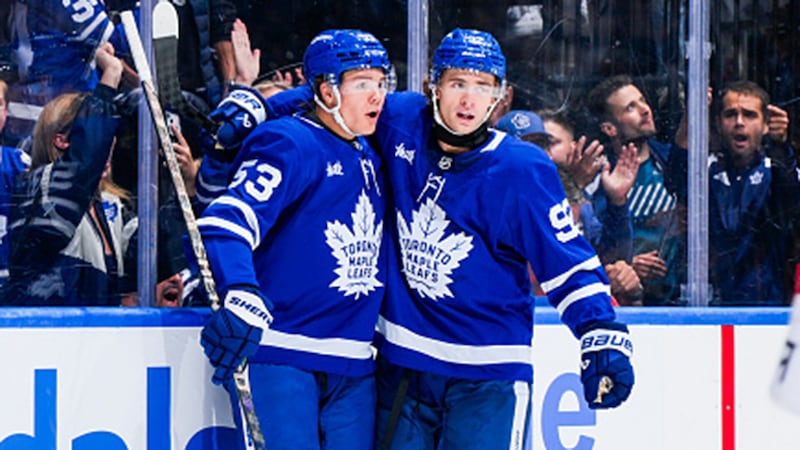 NHL: Islanders 1, Maple Leafs 2