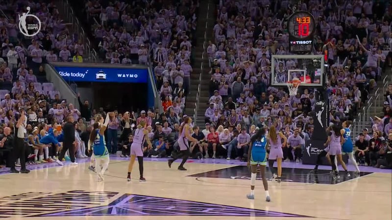 Arike Ogunbowale connects from beyond the arc
