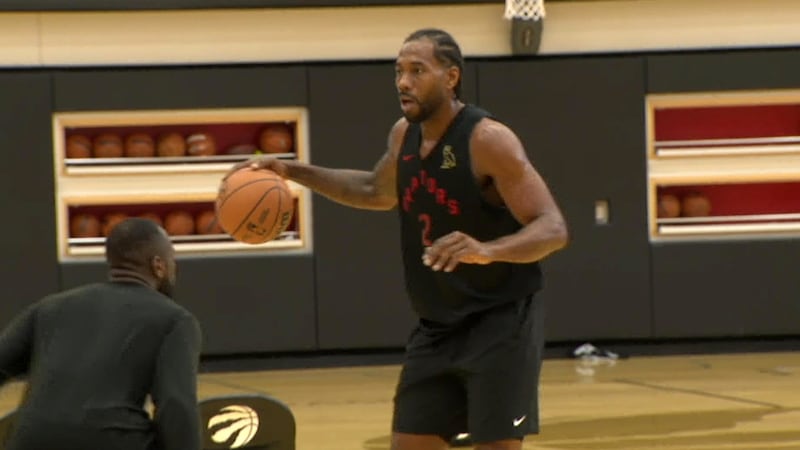 Kawhi practices in full, but Raptors still going to play it safe with the superstar