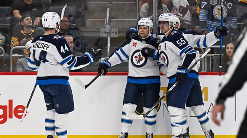 How have Jets & Senators been able to get off to strong starts?