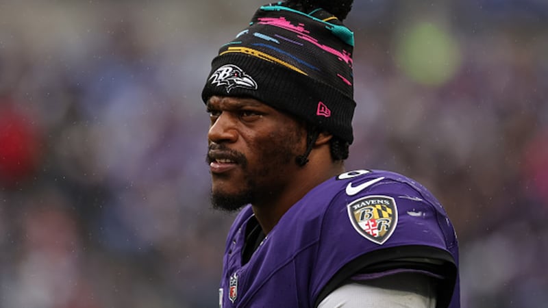 Report: Ravens QB Jackson has ankle sprain, slim chance to play in Week 5