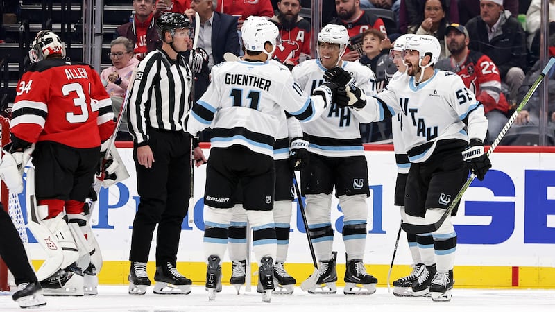 NHL: Mammoth 5, Devils 3