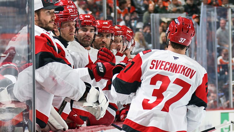 NHL: Hurricanes 4, Flyers 1