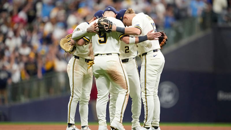 NLCS: Dodgers 1, Brewers 2