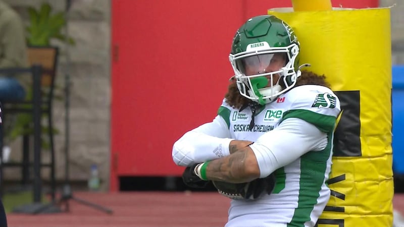 Schaffer-Baker slices through the middle to put Roughriders ahead