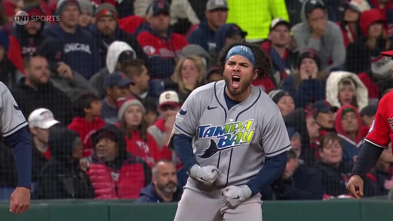 Aranda brings in two runs after a costly outfield error by DeLauter