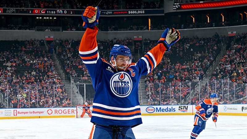 Button: McDavid is playing at a level that we haven't seen since Gretzky and Lemieux