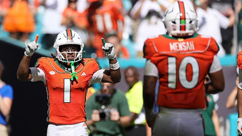 NCAA: Pittsburgh 23, (1) Miami 52