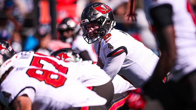 NFL: Buccaneers 43, Panthers 13