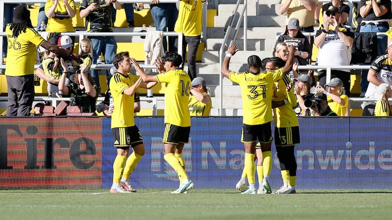 MLS: Crew 4, Toronto FC 2