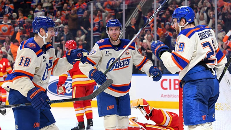 Mystic Mike: Johnson taking Oilers, over 5.5 goals in first Battle of Alberta this season
