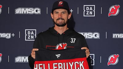 'I'm really excited to play hockey again': Hellebuyck discusses new chapter with the Devils 