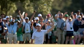 Must See: McIlroy cards four straight birdies to end second round at Masters