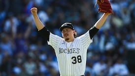 MLB: Dodgers 6, Rockies 9