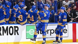 NHL: Bruins 3, Sabres 4