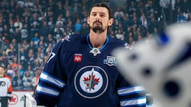 Cheveldayoff on Hellebuyck: 'You don't become an elite player in this league unless you have that kind of emotion'