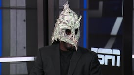 Shaq makes his Hawks-Knicks prediction in curious fashion