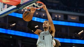 NBA: Spurs 127, Warriors 113