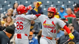 MLB: Cardinals 10, Pirates 5