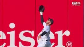 Must See: Even Bellinger is shocked he made this amazing catch