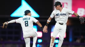 MLB: Reds 4, Marlins 7