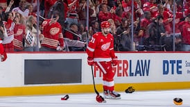 NHL: Flyers 3, Red Wings 6