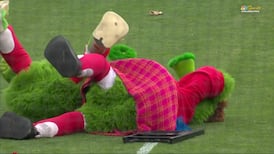 Phillie Phanatic tackles his mom with a big hug on Mother's Day