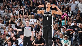 NBA: Timberwolves 97, Spurs 126