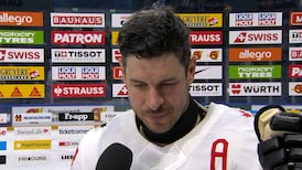 'He's an easy guy to play with': Crosby pleased to be on same line as Celebrini