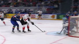 Holloway and Minten score 47 seconds apart to give Canada early lead