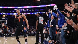 Knicks dominate Cavs, take 2-0 series lead