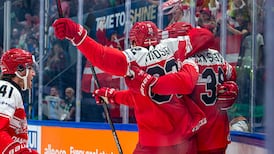 WHC: Italy 2, Denmark 3 (SO)