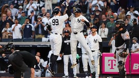 MLB: Orioles 1, Yankees 12