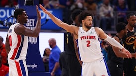 NBA: Cavaliers 101, Pistons 111